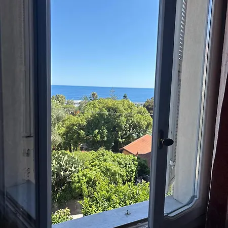 Casot Del Mar Bilocale Lägenhet Sanremo